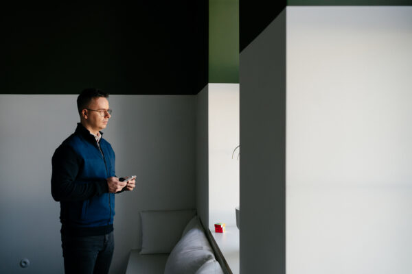 Meta Advantage+ – czy warto oddać kampanię algorytmowi?